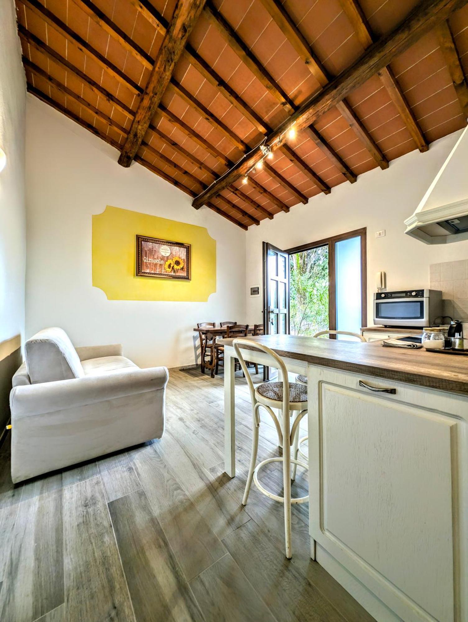 Residence La Poggerina ฟิลยีเน วัลดาร์โน ภายนอก รูปภาพ